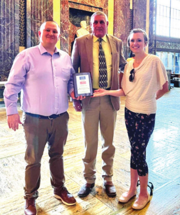 Rep. Schamerhorn honored for term limit support