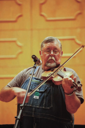 Two-time Louisiana State Fiddle Champion Joe Suchanek of Fields. Photo by Peter Jones.