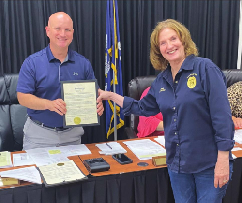 Mayor Robert Hable presents two proclamations to Shriners, Many PD
