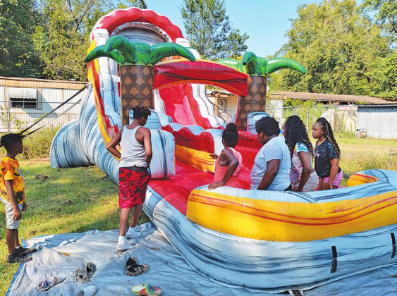 SCC holds annual community picnic