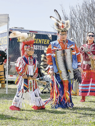 Choctaw-Apache Pow Wow honors veterans, art this November