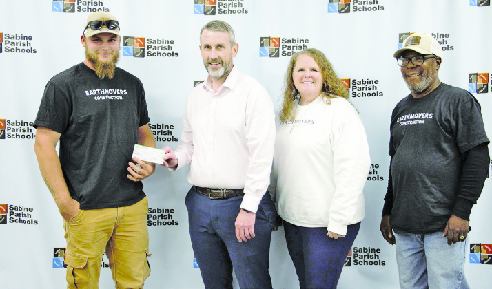 EarthMovers Construction establishes $2,000 scholarship for local students