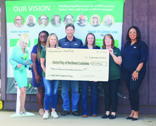 Weyerhaeuser Zwolle donates $56,000 to support Dolly Parton’s Imagination Library