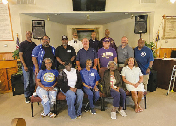 Organizers and attendees of the Back-to-School Giveaway sponsored by Goodwill Chapter #128 OES/PHA are pictured.