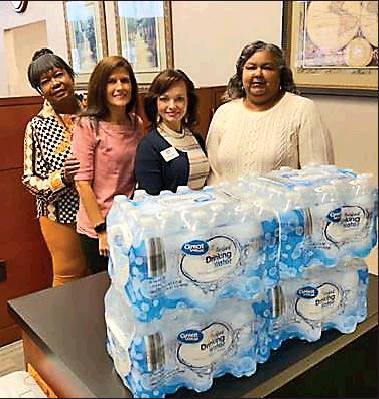 City Bank assists Thanksgiving dinner