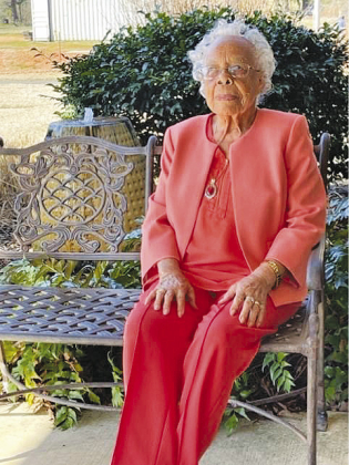 Sabine Hall of Fame pays tribute to Evelyn Bush