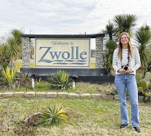 Dutch traveler visits Zwolle; plans podcast, book about experience
