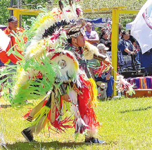 Choctaw-Apache Powwow returns to much fanfare