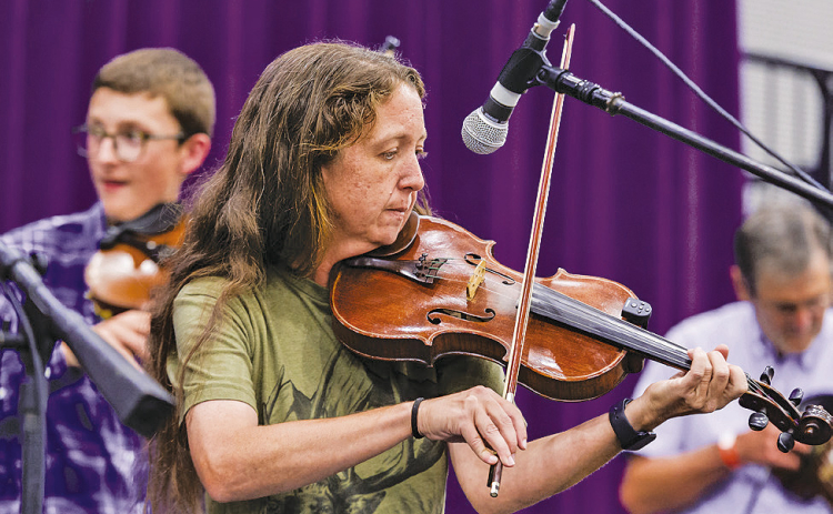 2026 Louisiana State Fiddle Champion Lauren Hodges of Ragley on the Natchitoches-NSU Folk Festival Main Stage.